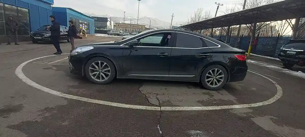 Hyundai Grandeur 2015 года за 9 000 000 тг. в Алматы
