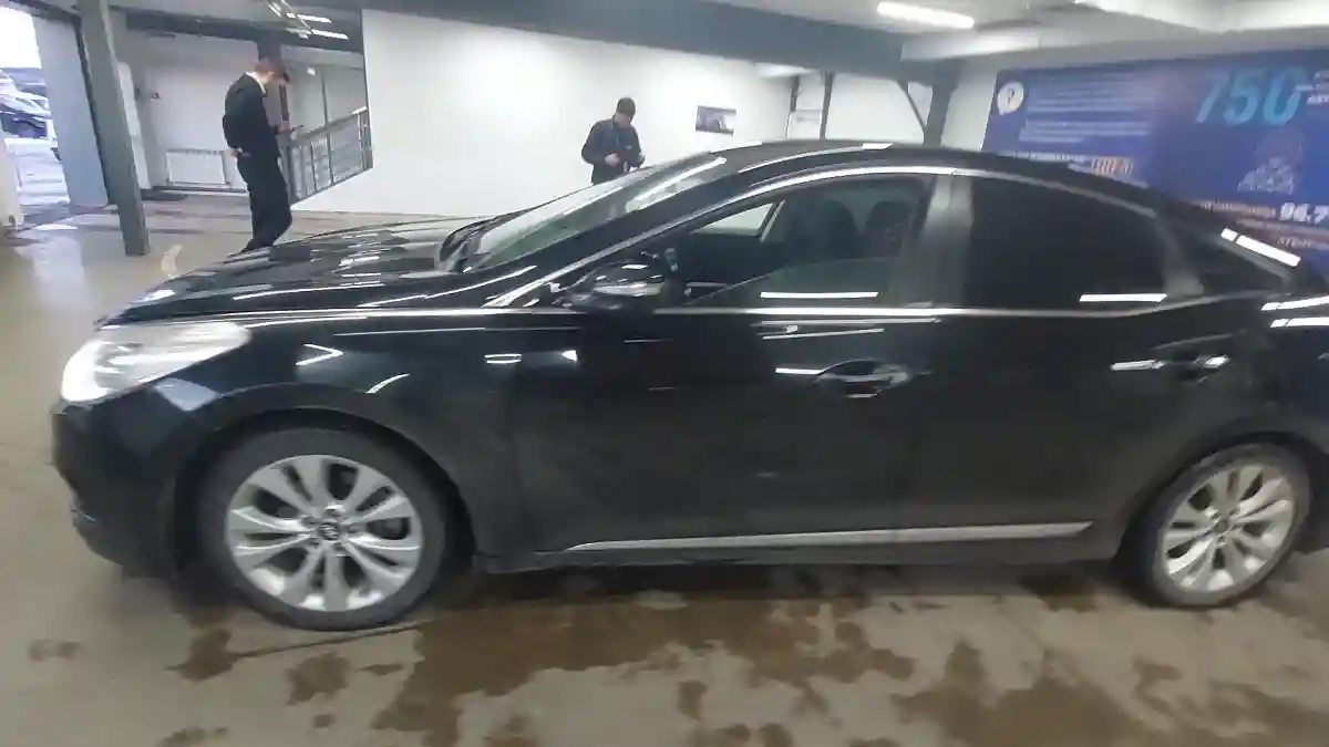 Hyundai Grandeur 2013 года за 8 000 000 тг. в Астана