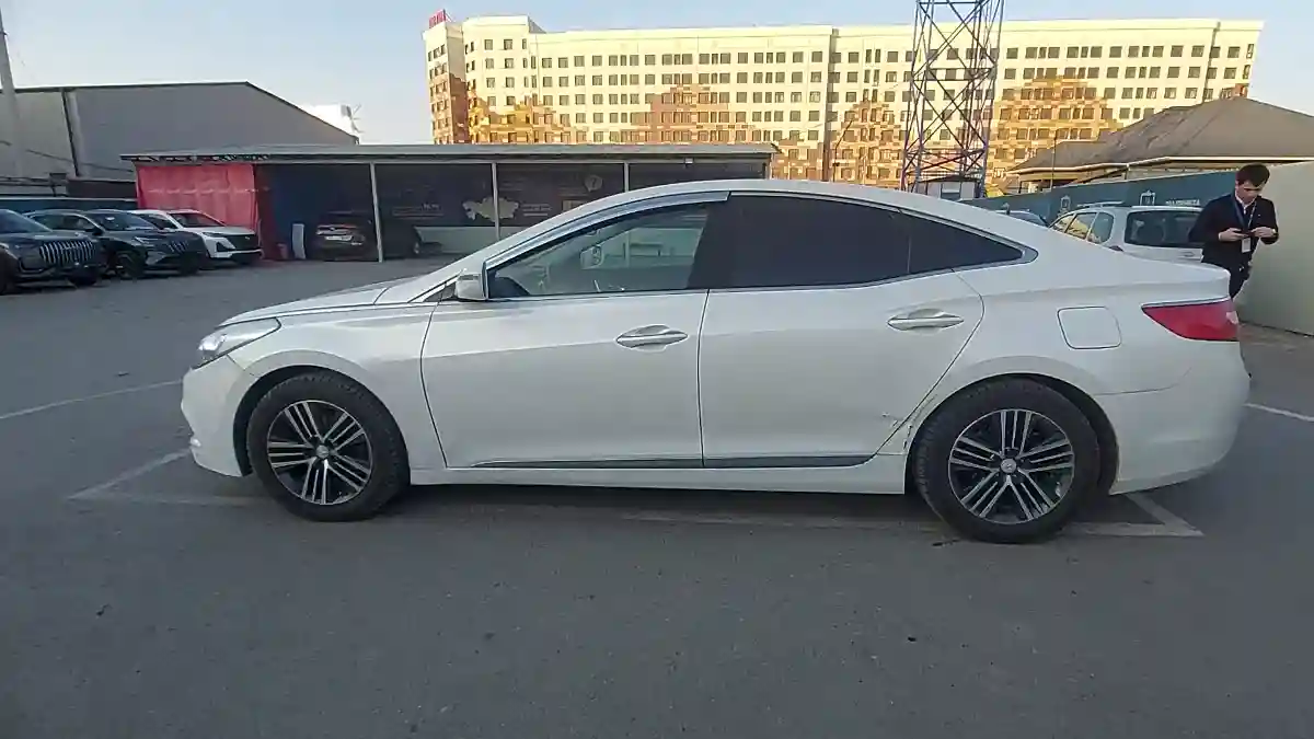 Hyundai Grandeur 2013 года за 8 500 000 тг. в Шымкент