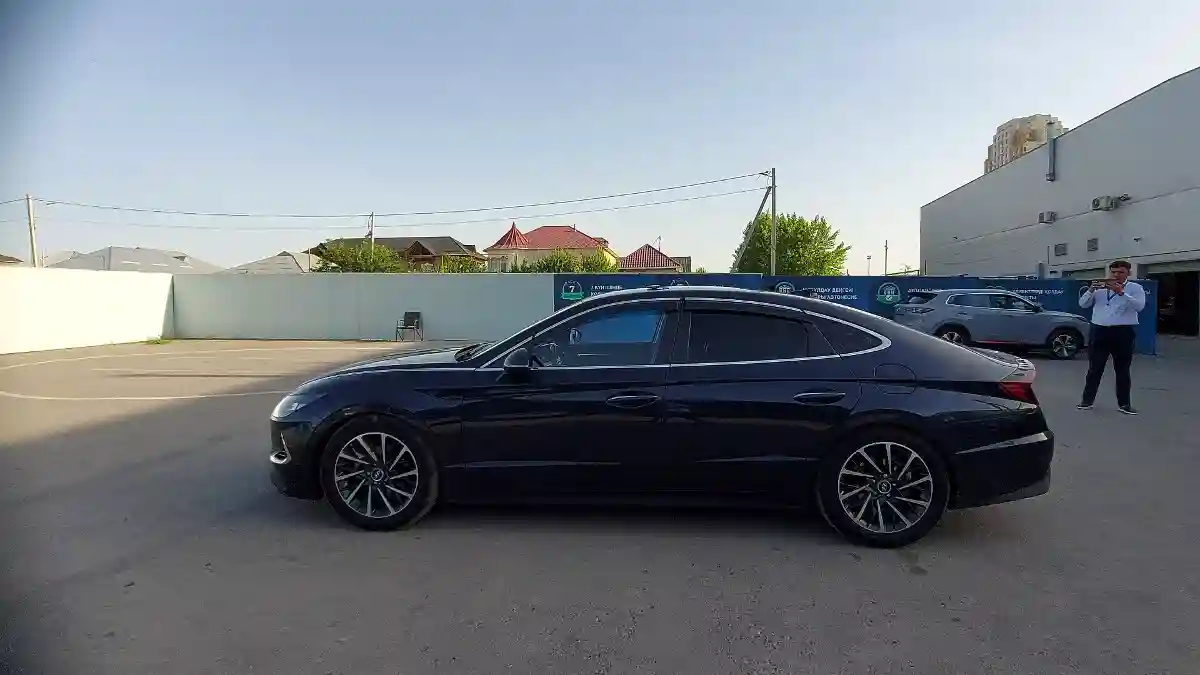 Hyundai Sonata 2020 года за 11 000 000 тг. в Шымкент