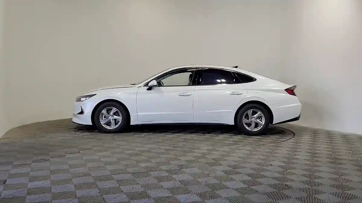 Hyundai Sonata 2019 года за 13 298 000 тг. в Алматы