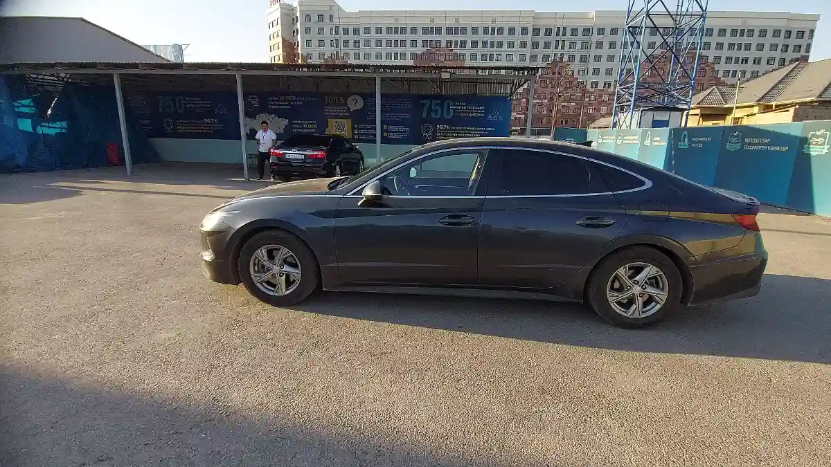 Hyundai Sonata 2021 года за 12 000 000 тг. в Шымкент