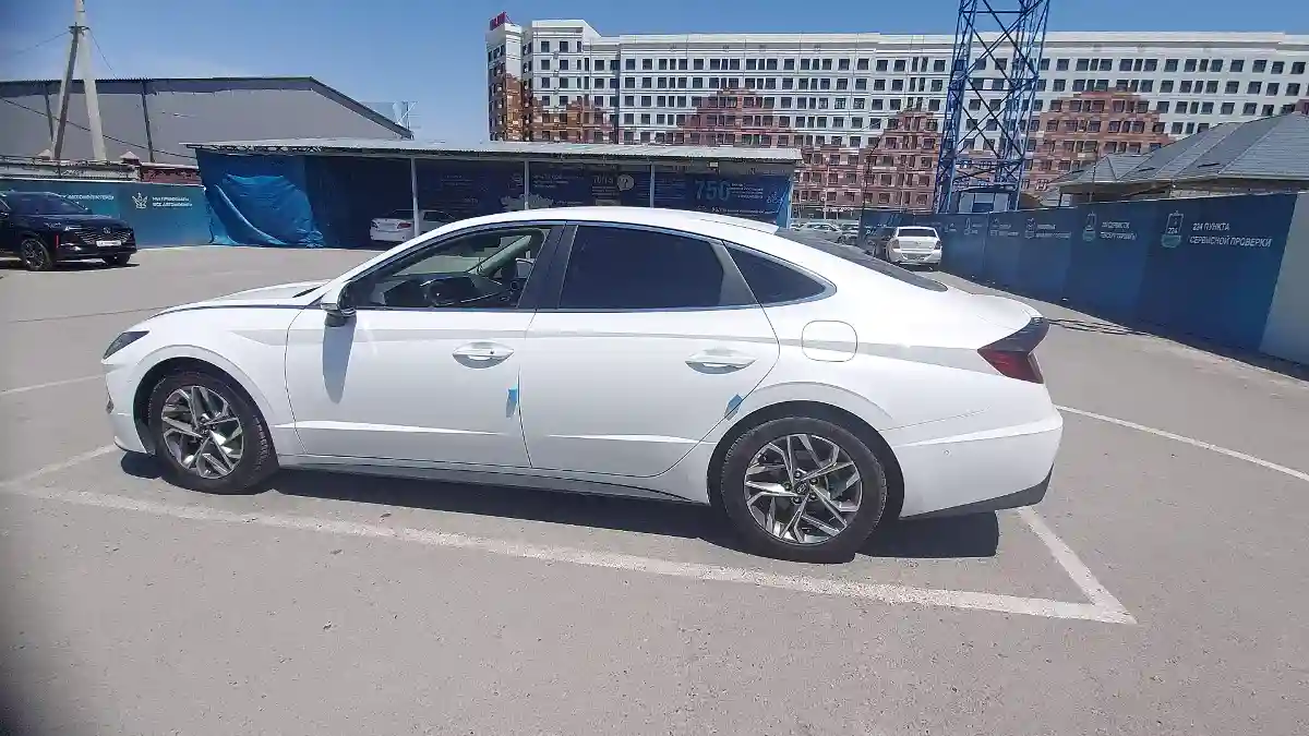 Hyundai Sonata 2021 года за 11 000 000 тг. в Шымкент