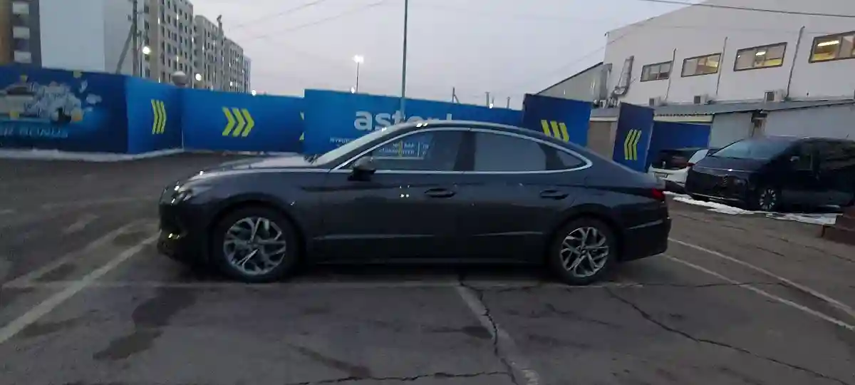 Hyundai Sonata 2021 года за 12 500 000 тг. в Алматы