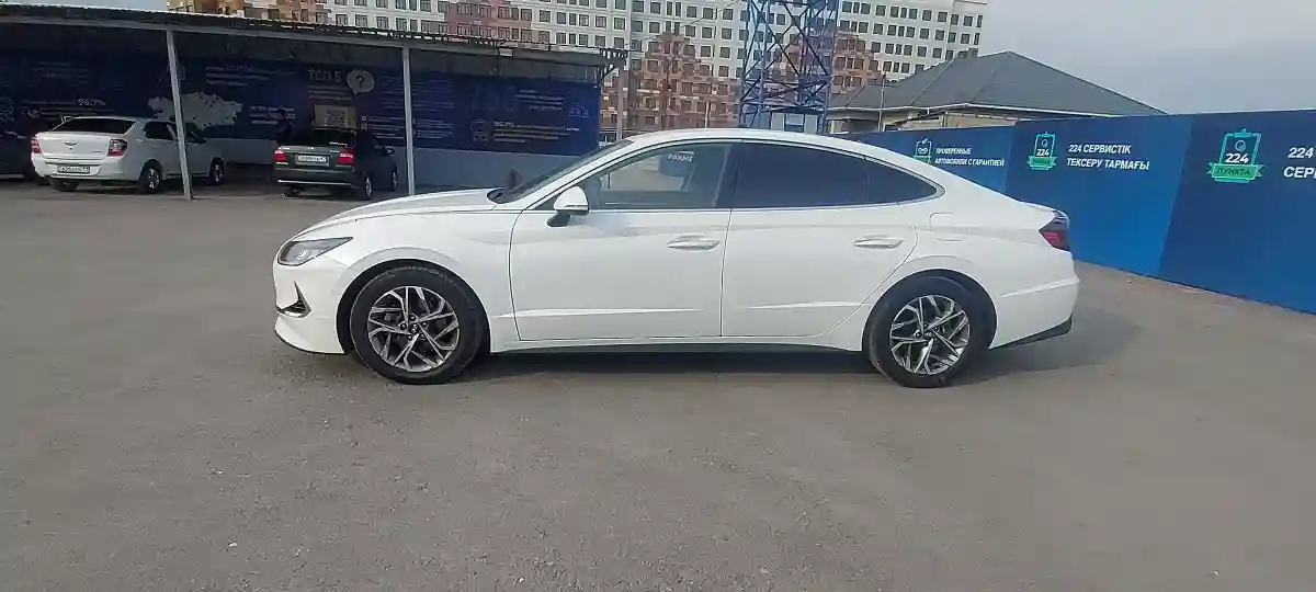 Hyundai Sonata 2021 года за 11 500 000 тг. в Шымкент