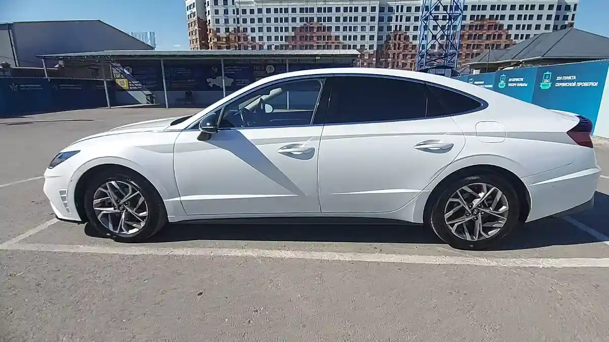 Hyundai Sonata 2022 года за 13 800 000 тг. в Шымкент