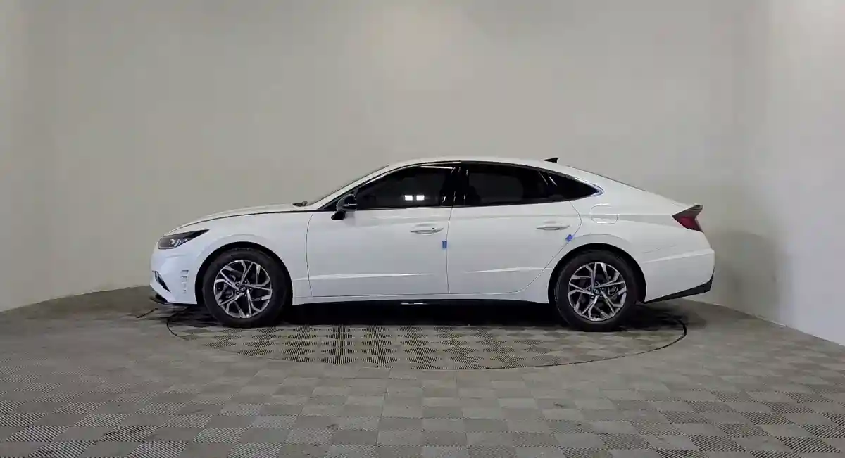 Hyundai Sonata 2021 года за 15 620 000 тг. в Алматы