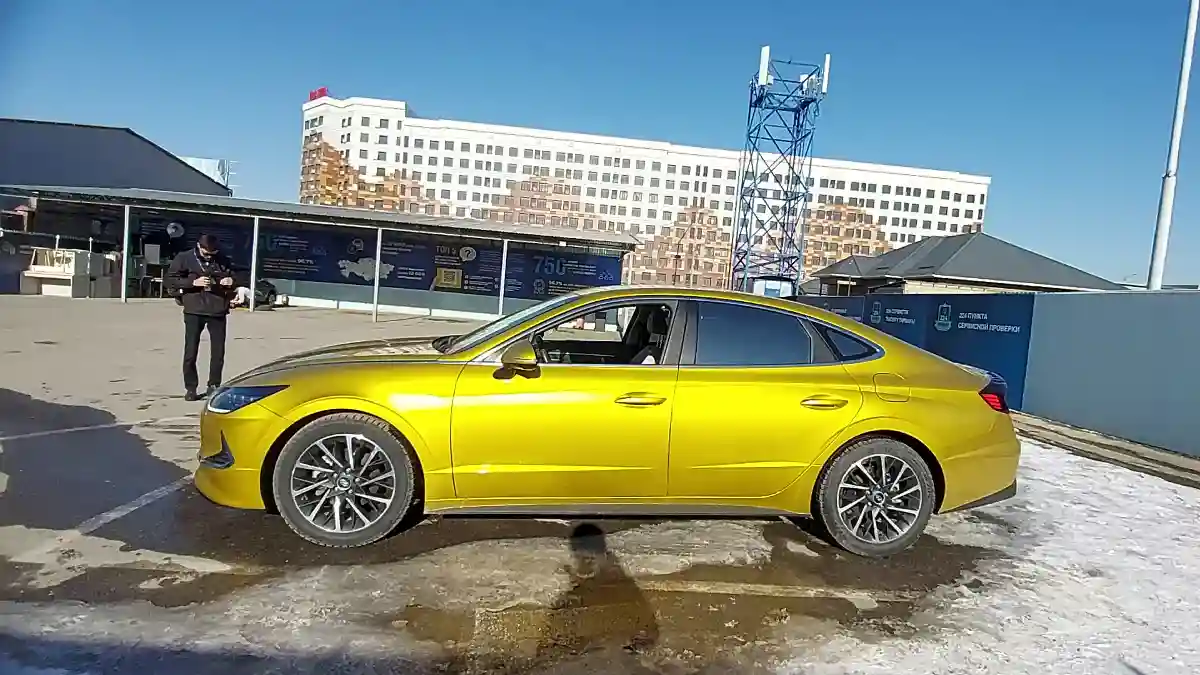 Hyundai Sonata 2019 года за 11 000 000 тг. в Шымкент