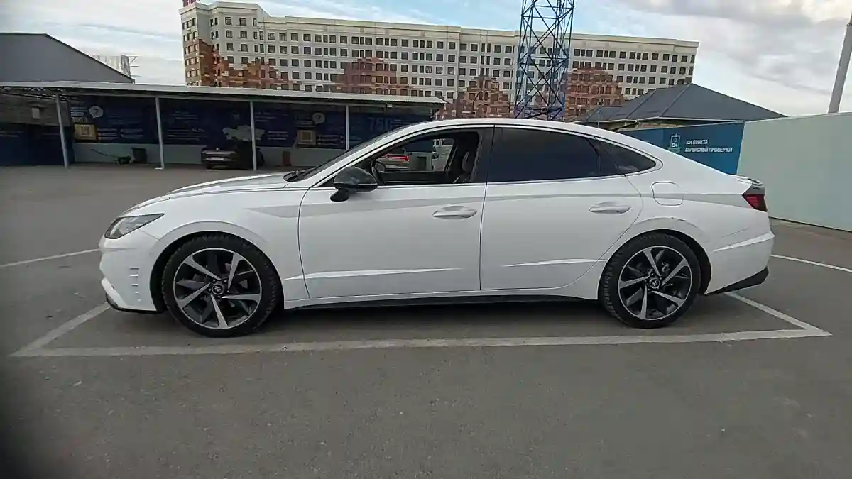 Hyundai Sonata 2020 года за 14 000 000 тг. в Шымкент