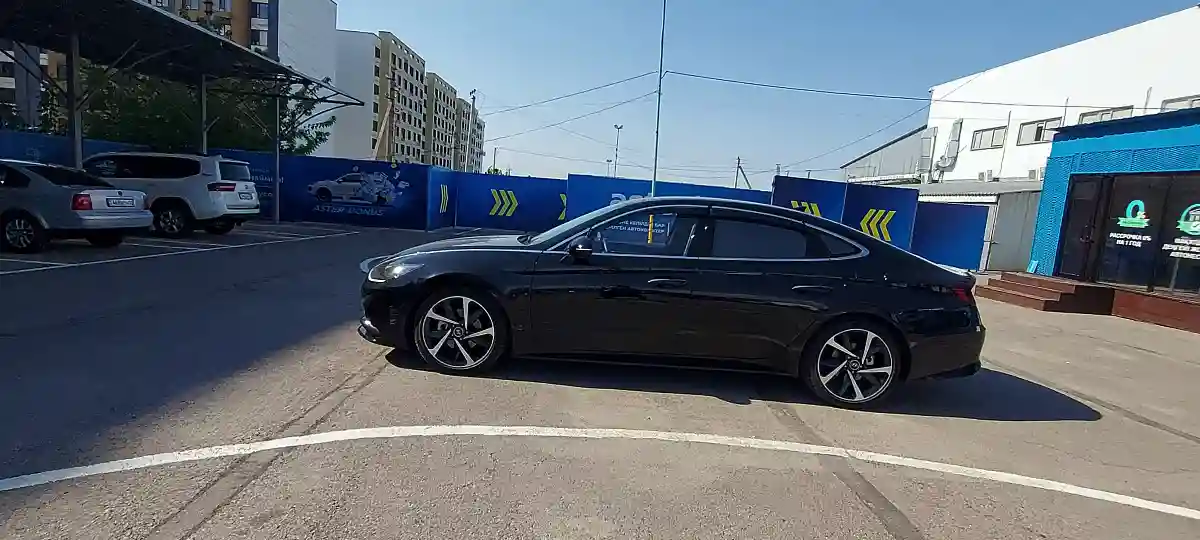 Hyundai Sonata 2021 года за 13 800 000 тг. в Алматы