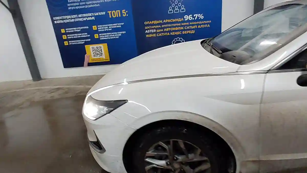 Hyundai Sonata 2019 года за 11 000 000 тг. в Астана