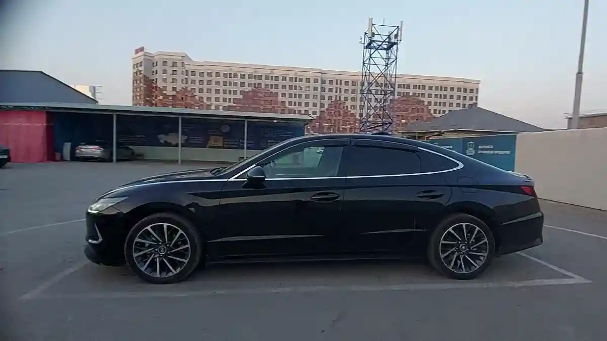 Hyundai Sonata 2020 года за 12 000 000 тг. в Шымкент