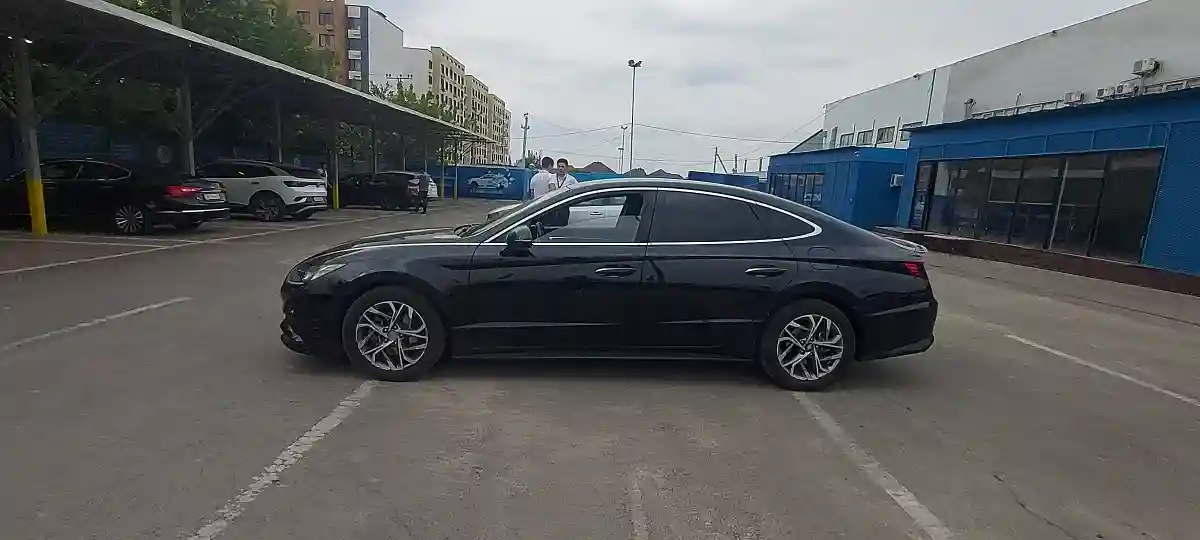 Hyundai Sonata 2020 года за 13 000 000 тг. в Алматы