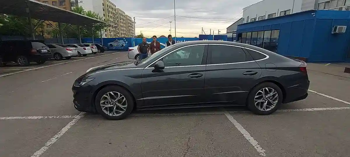 Hyundai Sonata 2022 года за 11 000 000 тг. в Алматы