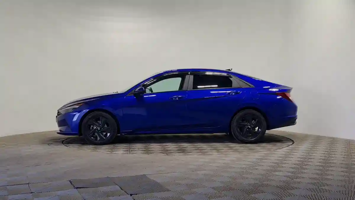 Hyundai Elantra 2022 года за 8 650 000 тг. в Алматы
