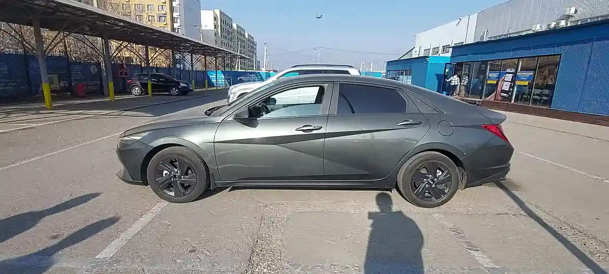 Hyundai Elantra 2022 года за 8 500 000 тг. в Алматы
