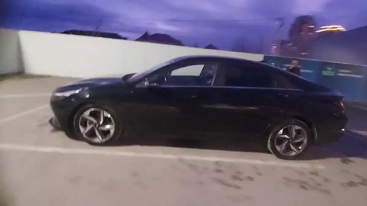 Hyundai Avante 2021 года за 9 000 000 тг. в Шымкент