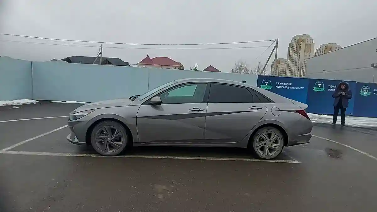 Hyundai Elantra 2021 года за 10 000 000 тг. в Шымкент