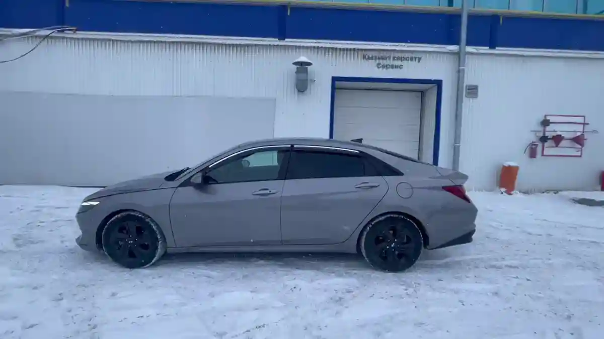 Hyundai Elantra 2021 года за 8 990 000 тг. в Уральск