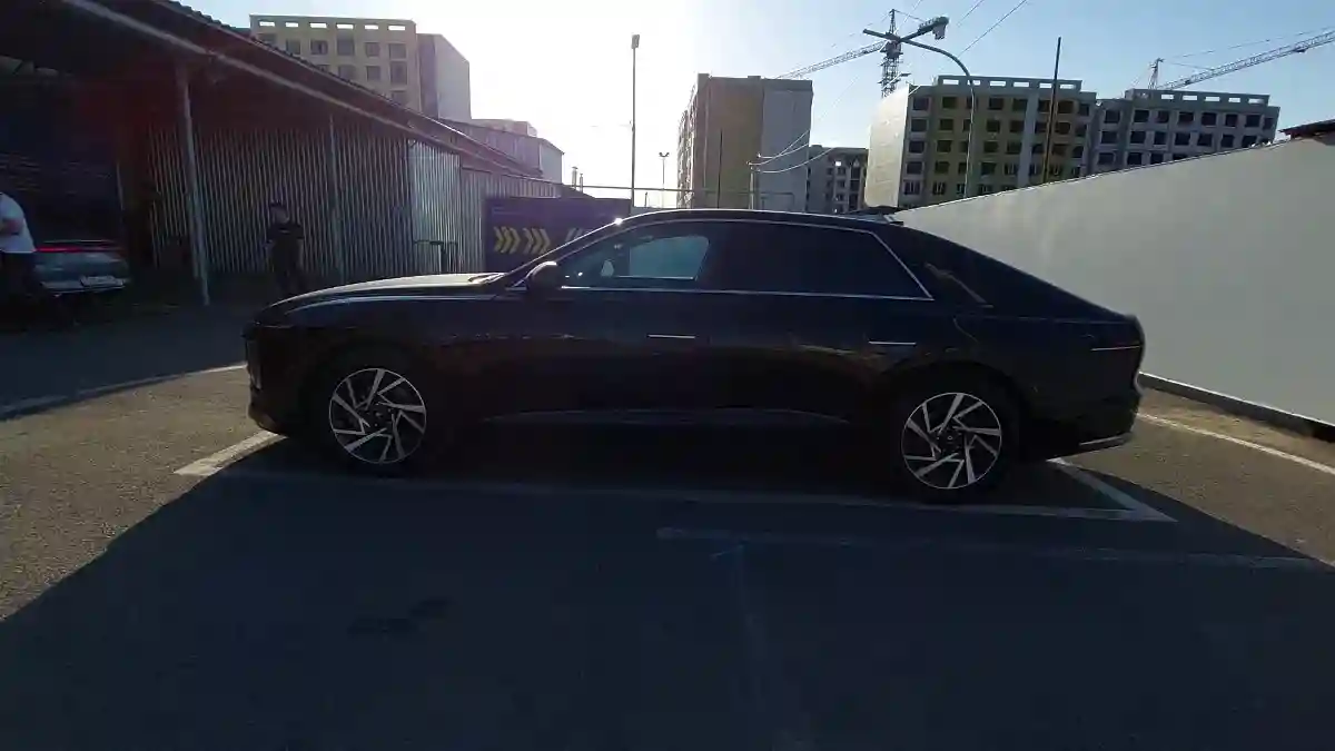 Hyundai Grandeur 2022 года за 23 500 000 тг. в Алматы