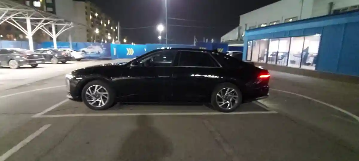 Hyundai Grandeur 2022 года за 19 000 000 тг. в Алматы