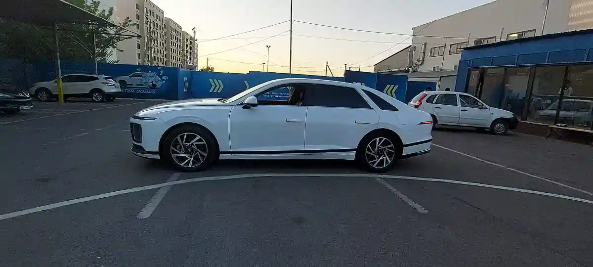 Hyundai Grandeur 2023 года за 20 000 000 тг. в Алматы
