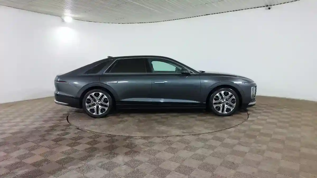 Hyundai Grandeur 2023 года за 21 300 000 тг. в Шымкент