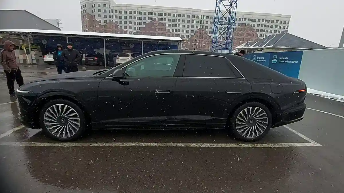 Hyundai Grandeur 2023 года за 25 000 000 тг. в Шымкент