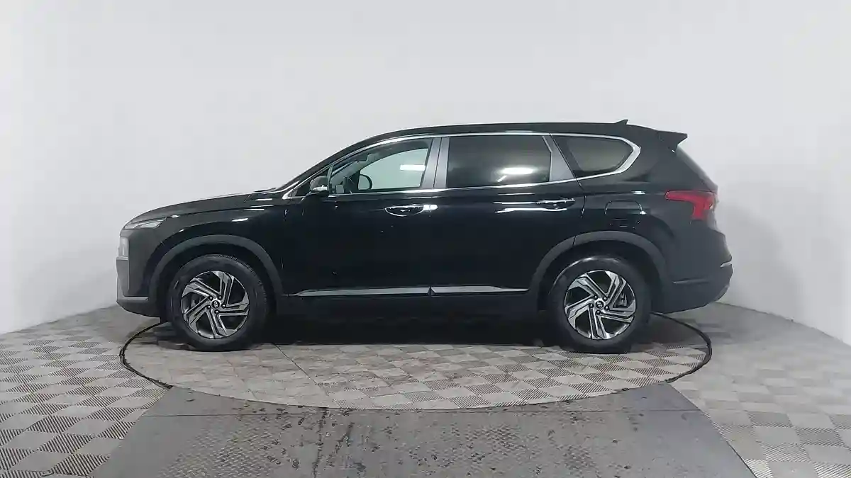 Hyundai Santa Fe 2021 года за 16 990 000 тг. в Астана
