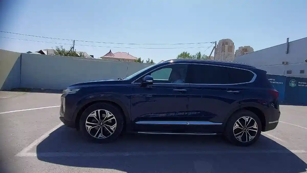 Hyundai Santa Fe 2018 года за 13 500 000 тг. в Шымкент