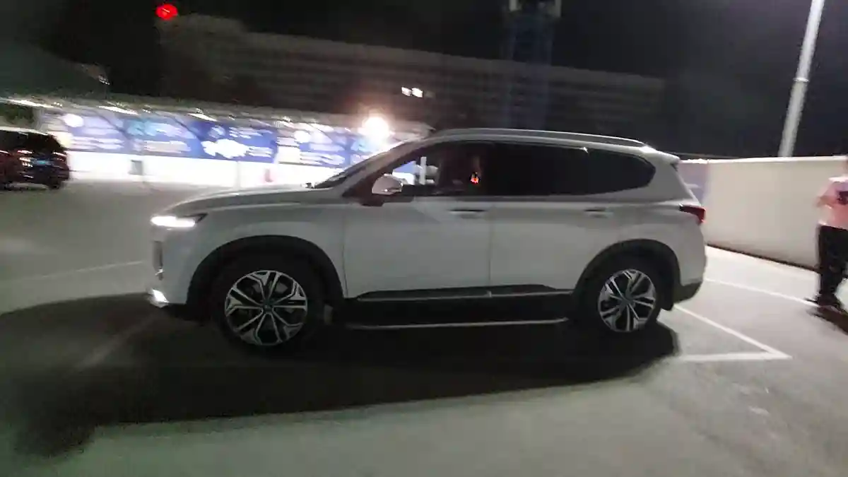 Hyundai Santa Fe 2018 года за 15 000 000 тг. в Шымкент