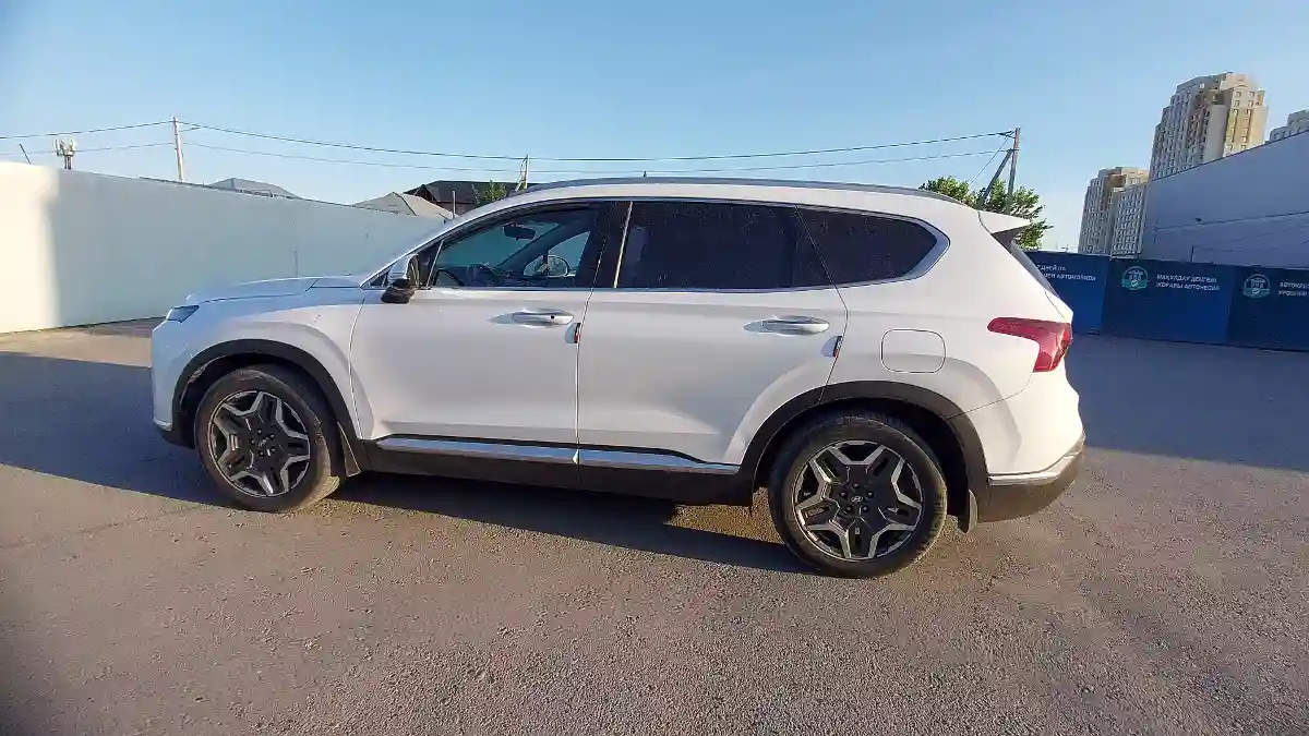 Hyundai Santa Fe 2021 года за 13 500 000 тг. в Шымкент