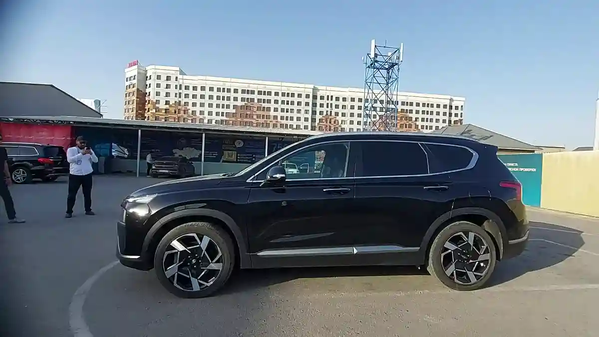 Hyundai Santa Fe 2021 года за 16 300 000 тг. в Шымкент