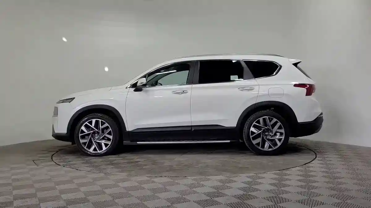 Hyundai Santa Fe 2021 года за 17 250 000 тг. в Алматы