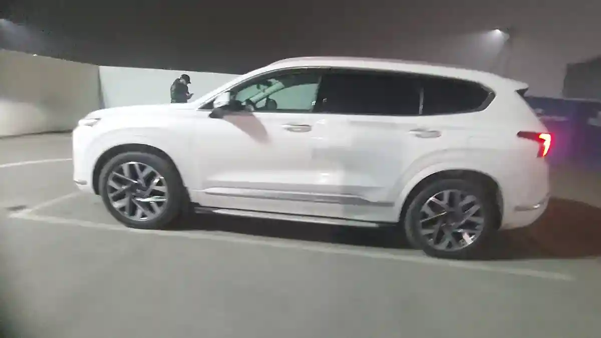 Hyundai Santa Fe 2021 года за 16 000 000 тг. в Шымкент