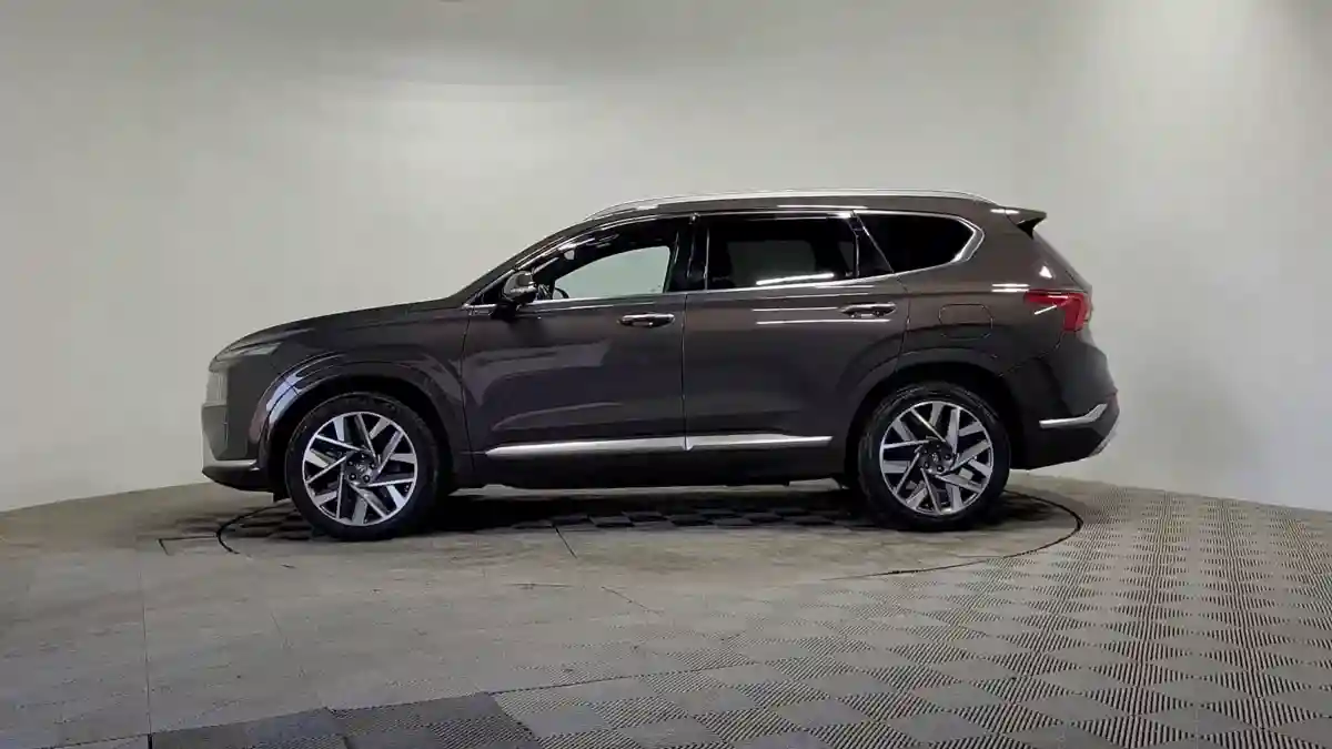 Hyundai Santa Fe 2021 года за 17 700 000 тг. в Алматы