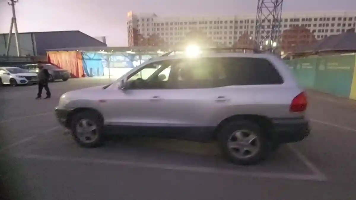 Hyundai Santa Fe 2003 года за 3 500 000 тг. в Шымкент