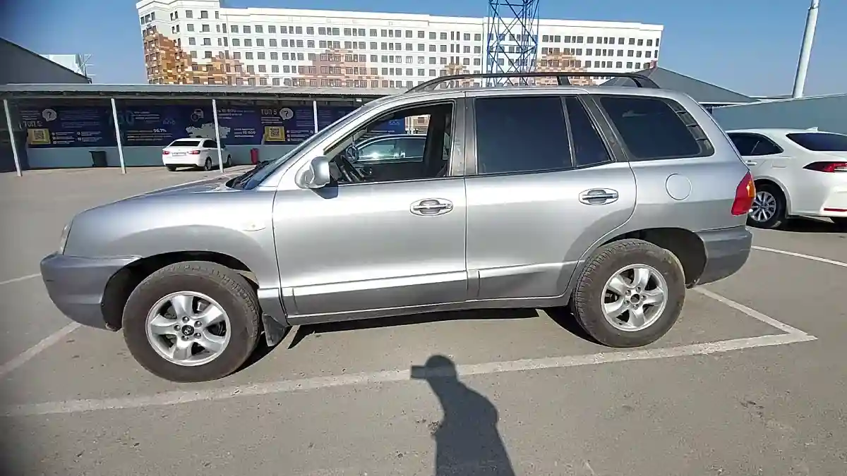 Hyundai Santa Fe 2004 года за 3 500 000 тг. в Шымкент