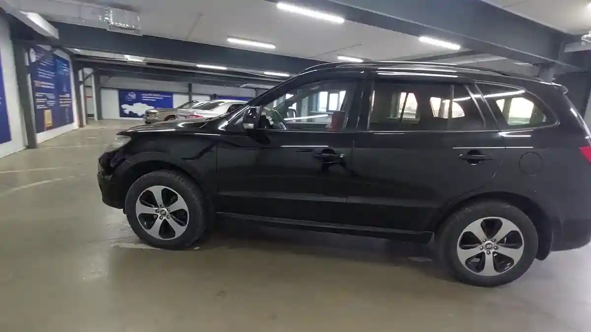 Hyundai Santa Fe 2012 года за 7 000 000 тг. в Астана