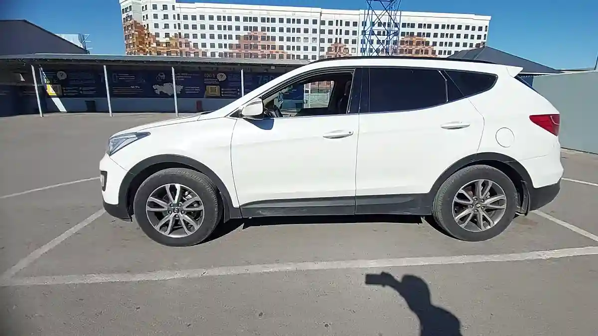 Hyundai Santa Fe 2014 года за 9 000 000 тг. в Шымкент