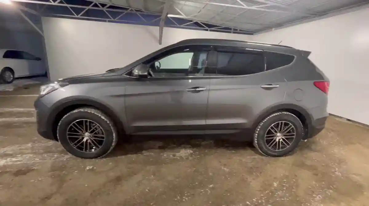 Hyundai Santa Fe 2016 года за 9 490 000 тг. в Кызылорда