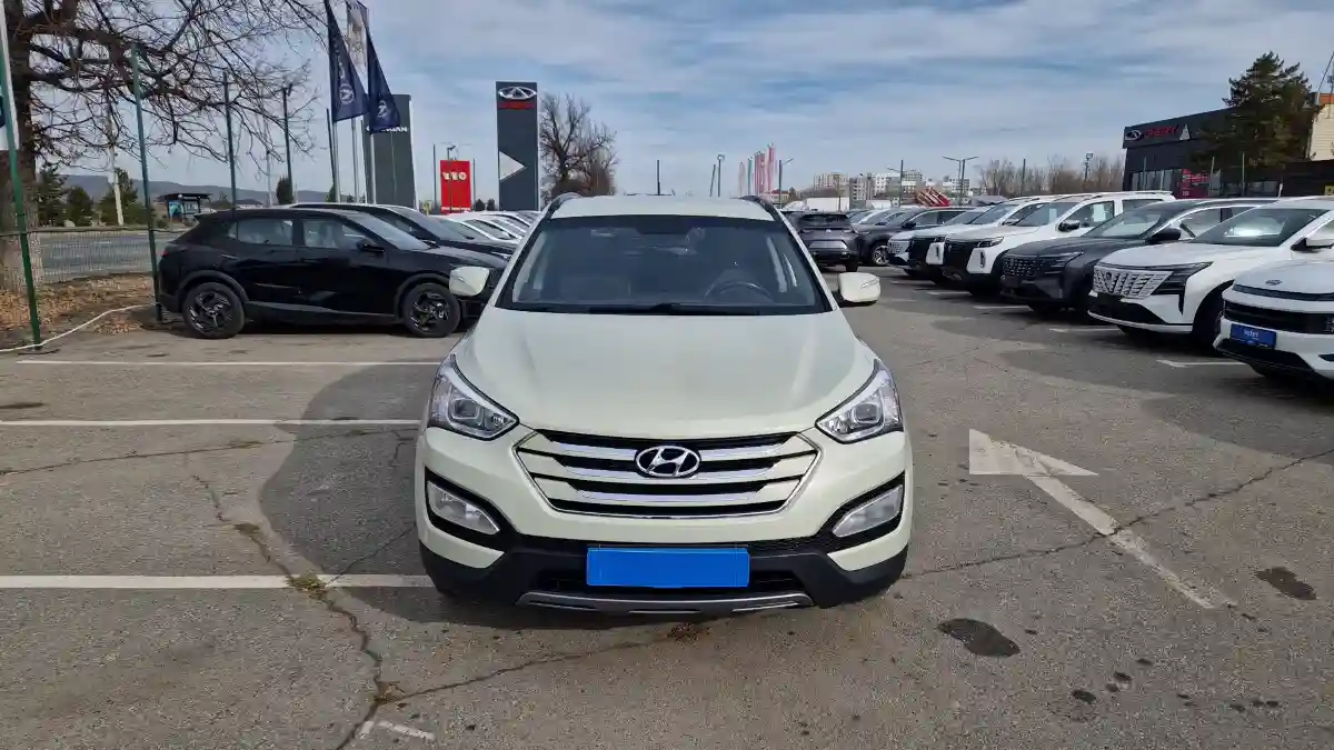 Hyundai Santa Fe 2012 года за 9 590 000 тг. в Талдыкорган