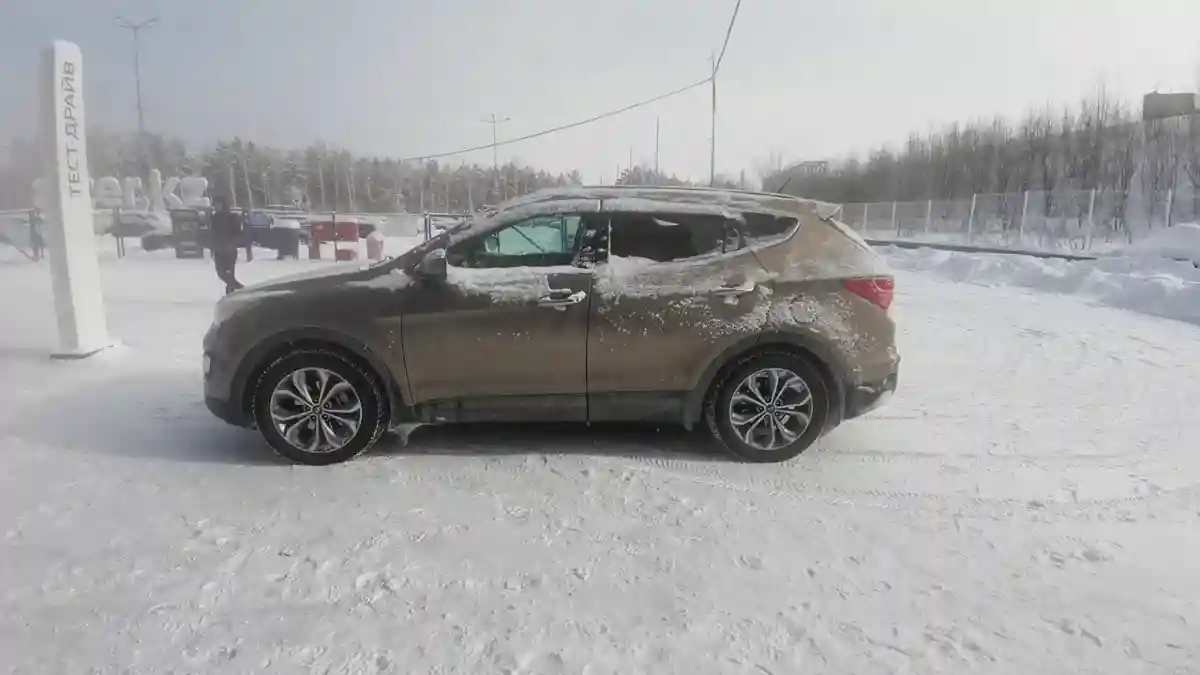 Hyundai Santa Fe 2013 года за 10 800 000 тг. в Усть-Каменогорск