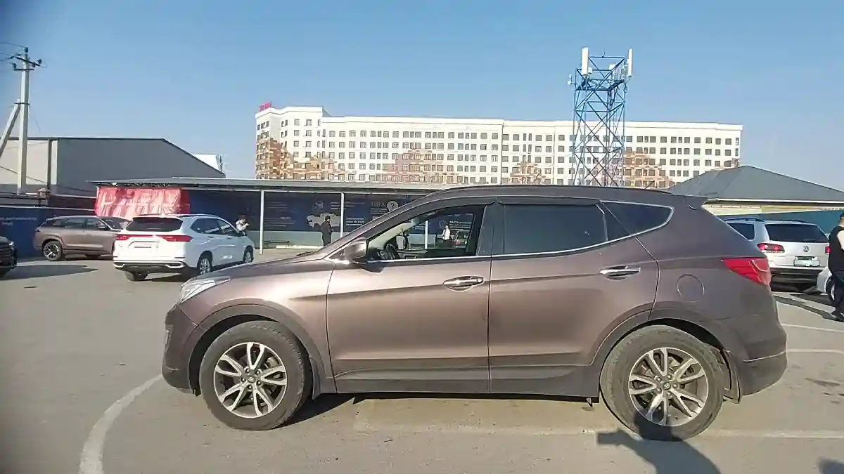 Hyundai Santa Fe 2013 года за 9 000 000 тг. в Шымкент