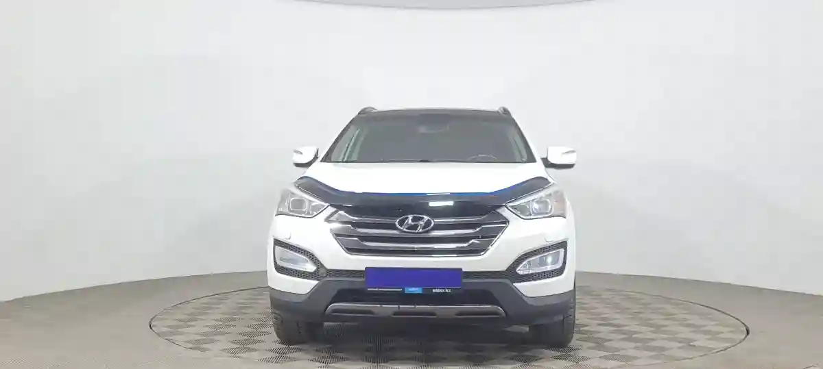 Hyundai Santa Fe 2013 года за 10 030 000 тг. в Караганда