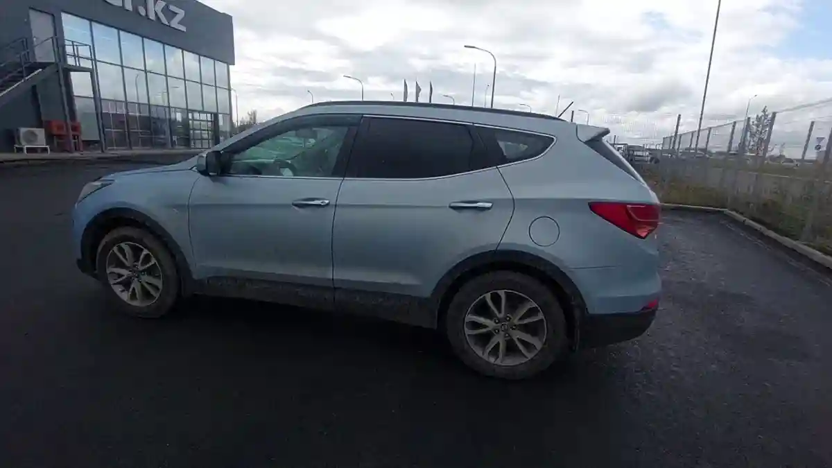 Hyundai Santa Fe 2013 года за 7 500 000 тг. в Астана