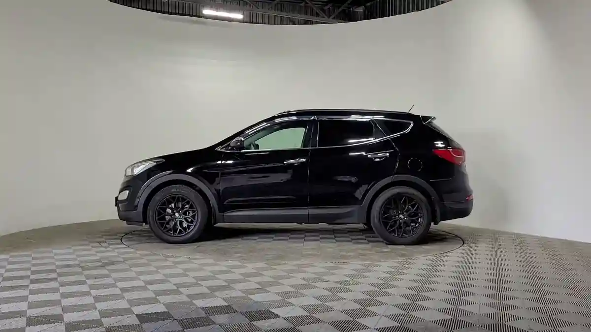 Hyundai Santa Fe 2013 года за 9 270 000 тг. в Алматы