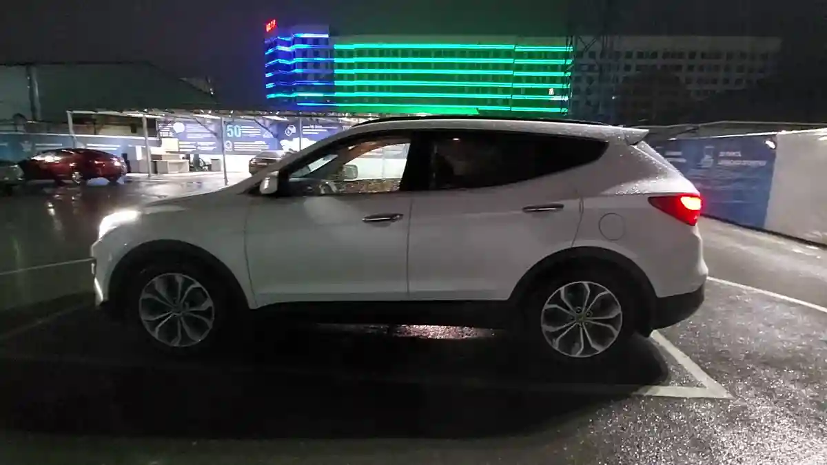 Hyundai Santa Fe 2014 года за 10 000 000 тг. в Шымкент