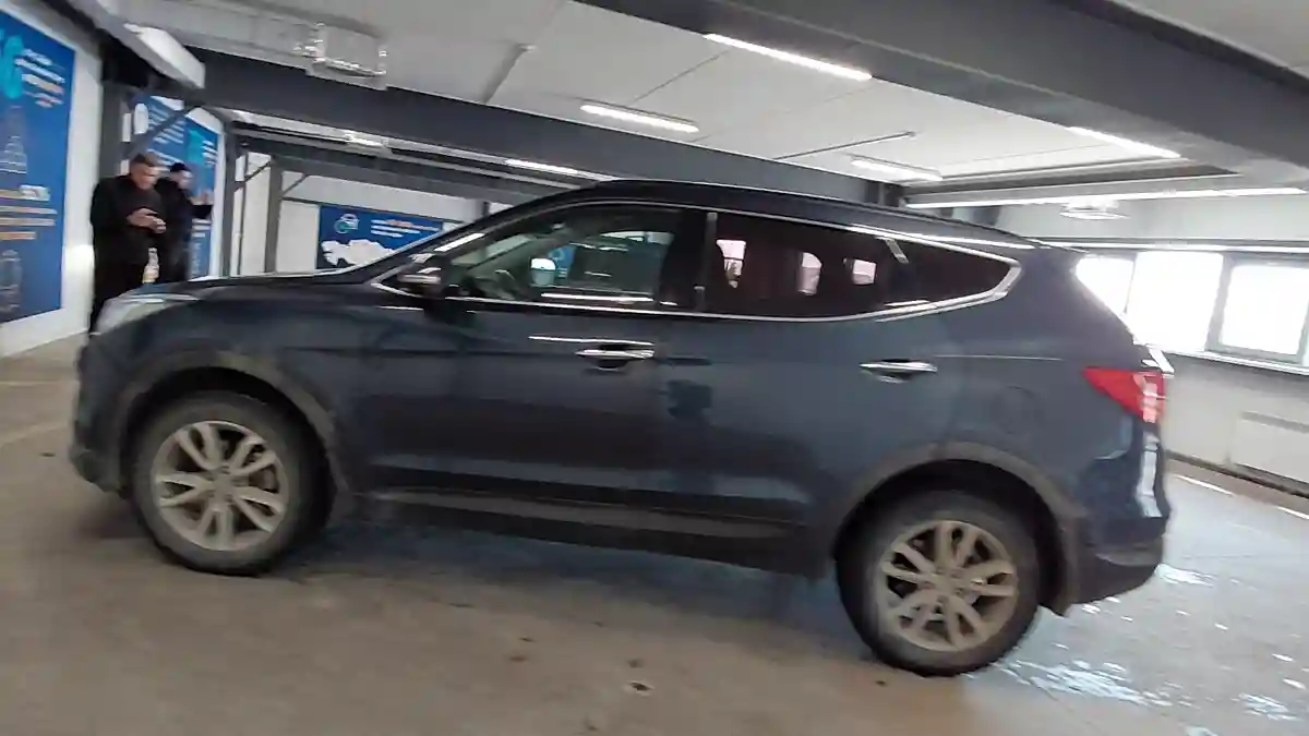 Hyundai Santa Fe 2014 года за 9 000 000 тг. в Астана