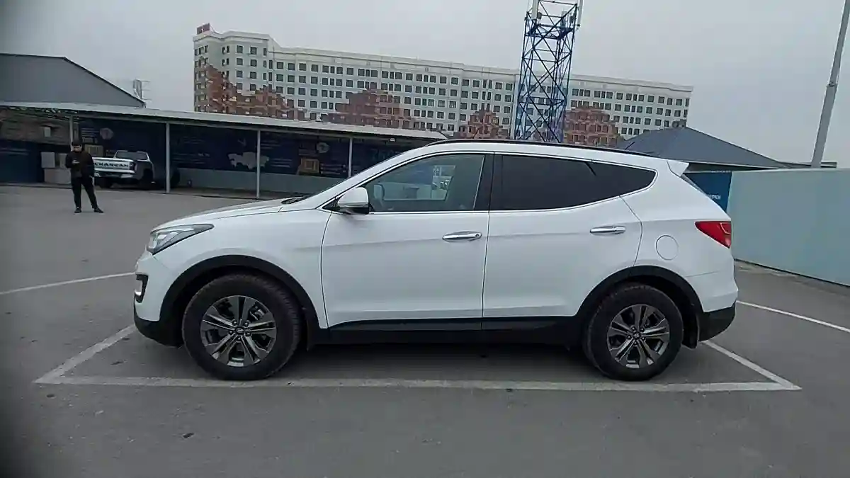 Hyundai Santa Fe 2015 года за 9 600 000 тг. в Шымкент